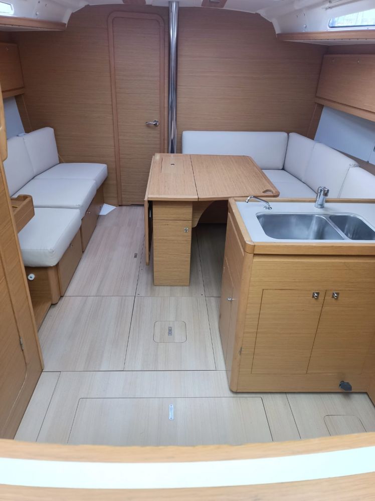 DUFOUR 390 Grand Large Nagini