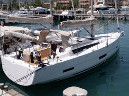 DUFOUR 390 Grand Large - Palmarola